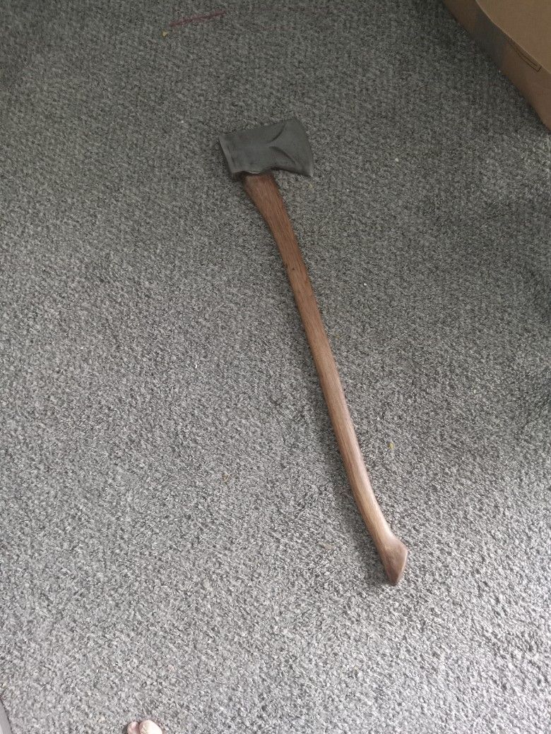 Plumb Axe