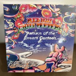 Red Hot Chili Peppers Return of the Dream Canteen CD & Shirt