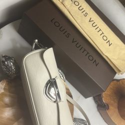 LV Ivory Pochette Epi Leather 