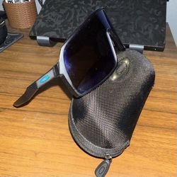 Oakley Sutro