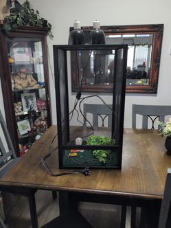 Chameleon Habitat  New