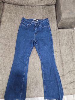 Levi's 725 high rise bootcut jeans