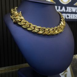 Beautiful 18MM Miami Cuban Link Chain 18 Inches Plated With Real 14k Gold Over .950 Silver