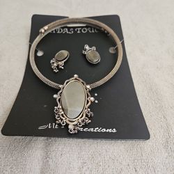 Necklace Sets With Gun Stone