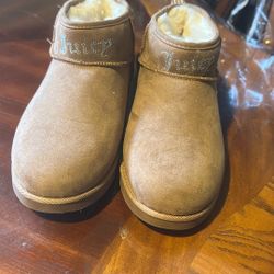 Juicy Couture Women's Kerri Cold Weather Ankle Boots