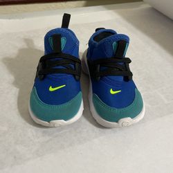 Nike Presto Kids Shoe