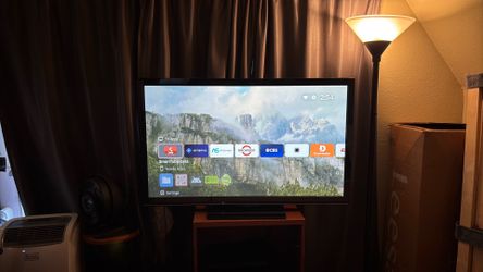 50" Panasonic Plasma TV (TC-P50U50 Panasonic Viera) - Great Picture Quality