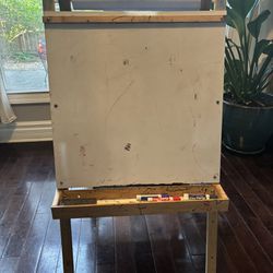 FREE Kid’s easel
