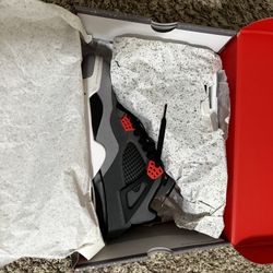 Jordan 4 Retro Infrared 
