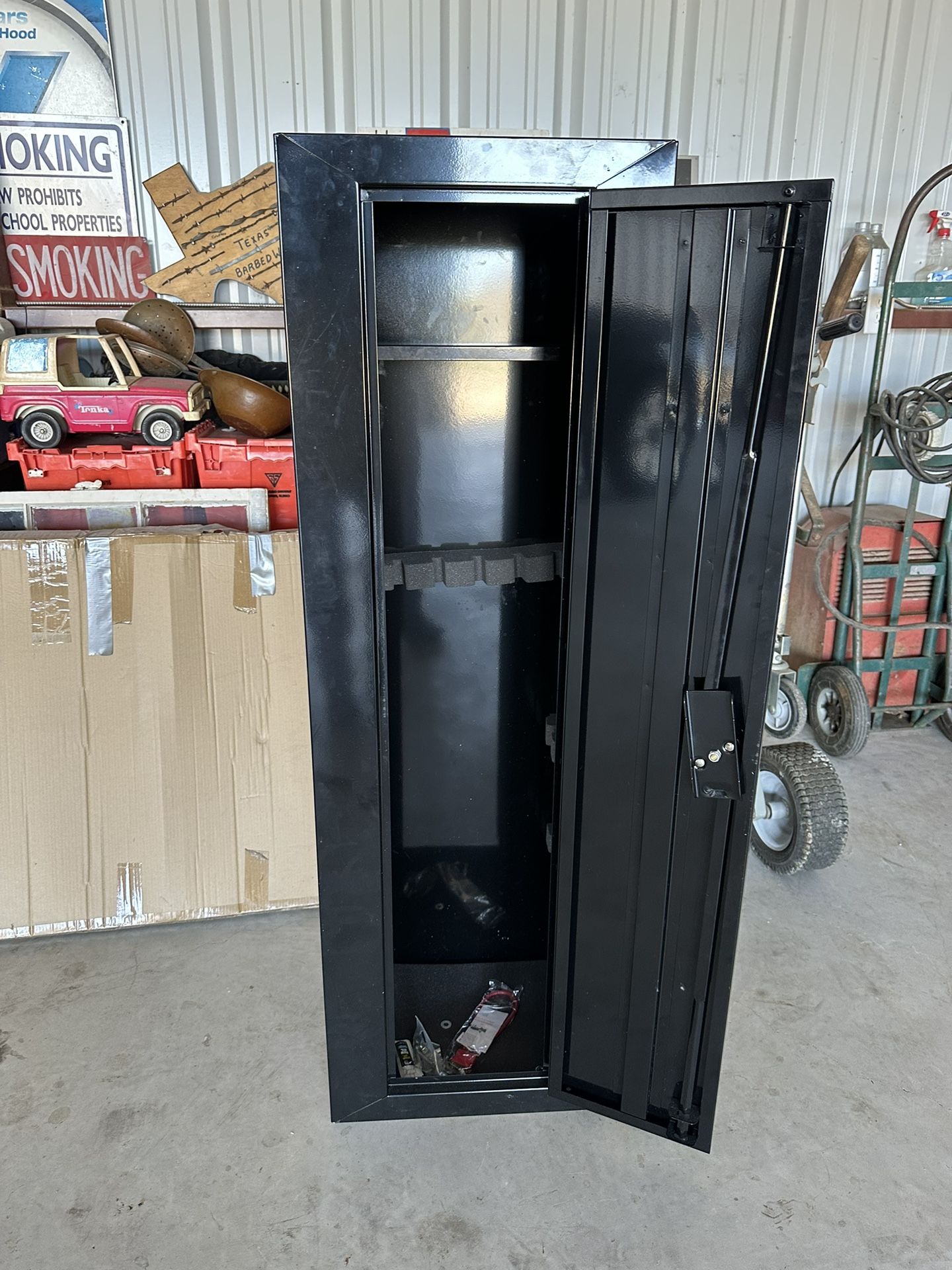 Sentinel 10 Gun Security with Key Lock, Black, 53" x 17.25" x