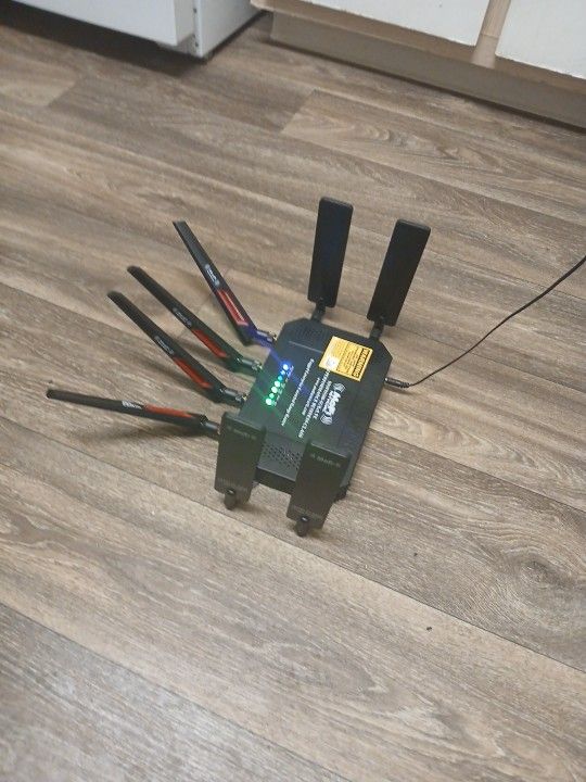 5g/4g/lte Router Access Point. Mofi 5500-5GXeLTE-EM9191 Enterprise Access Point/Router Wifi6 And 5g/4g/lte 325obo New.