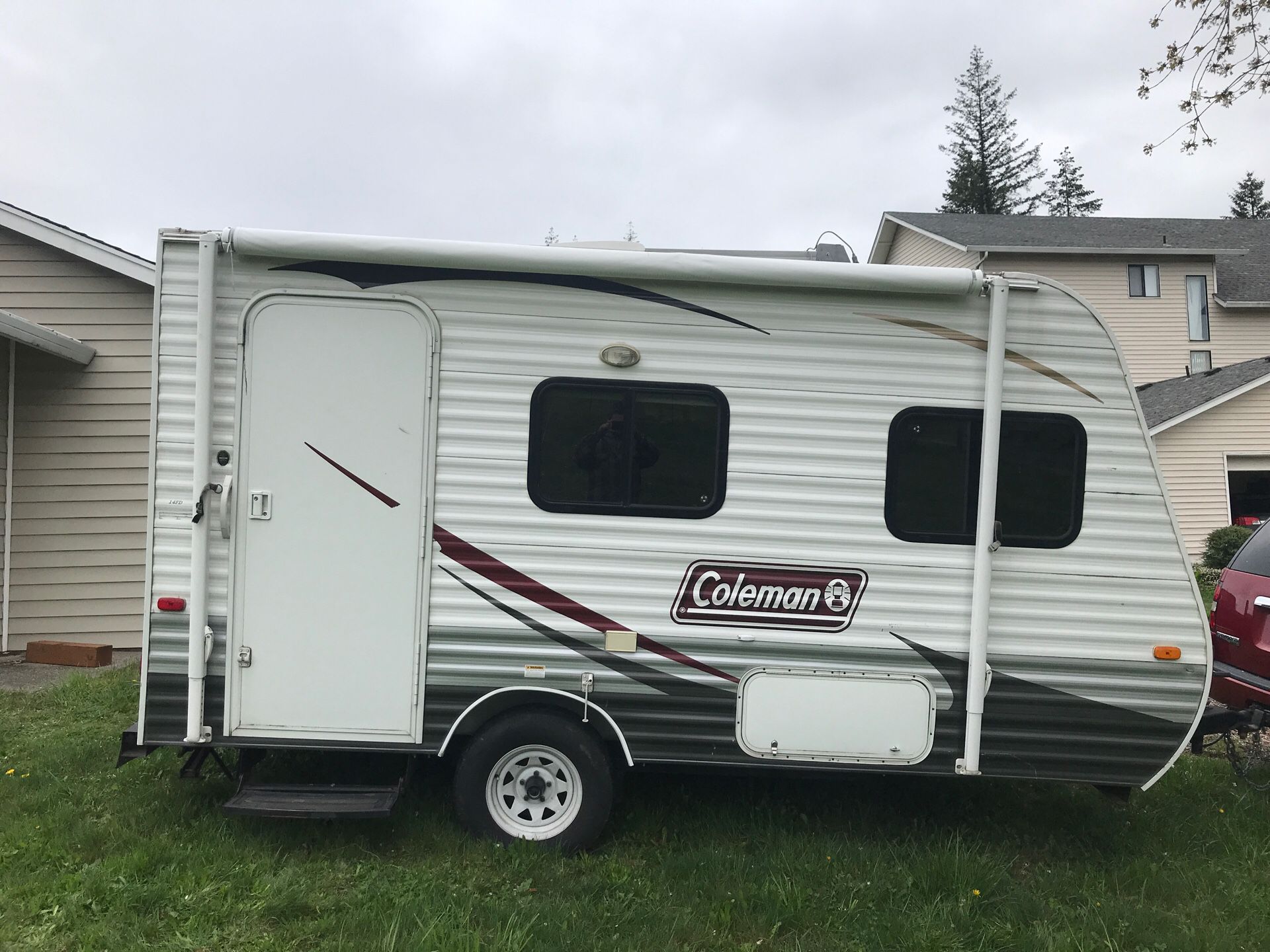 Coleman 17ft camp trailer