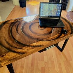 Amazing! Custom Crafted Desk 