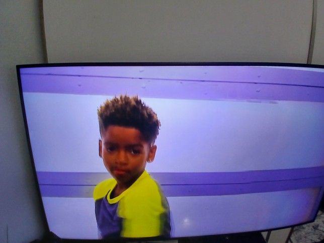 70 Inch Samsung TV With Remote