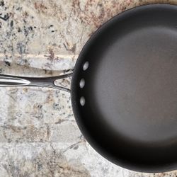 Calphalon Classic hard-anodized Nonstick 10" Fry Pan Used VG-Ex