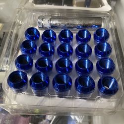 Metal Blue Lug Nuts 1.5 20 Piece