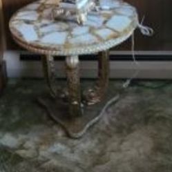 Coffee Table & 2 End Tables/Excellent Condition