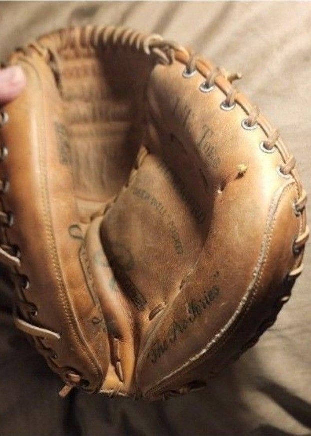 Vintage Catchers Mitt, Rawlings RCM 30 PRO