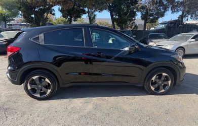 2018 Honda HR-V · EX-L Sport Utility 4D