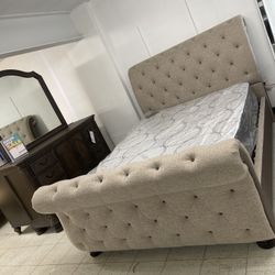 Queen Bed Dresser Mirror 