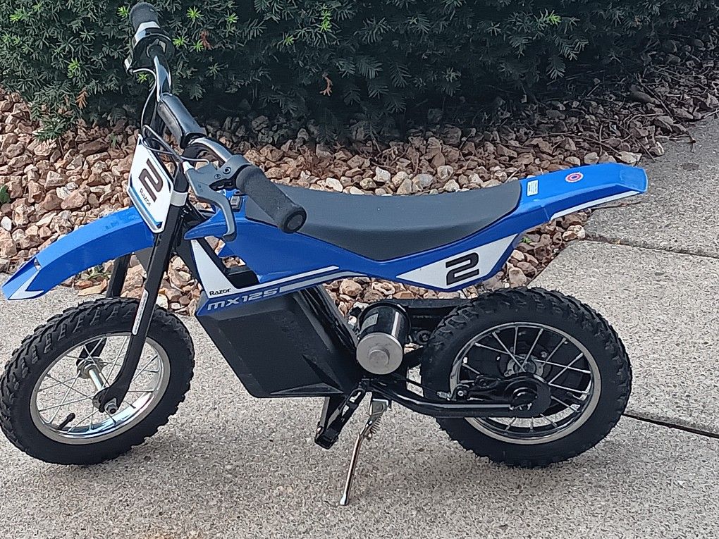 Rocket Mx125 Small Razor Dirt Bike Razor MX125 Dirt Bike – High