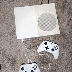 Xbox 1 2 Controllers Gta 5 2k22 War zone 