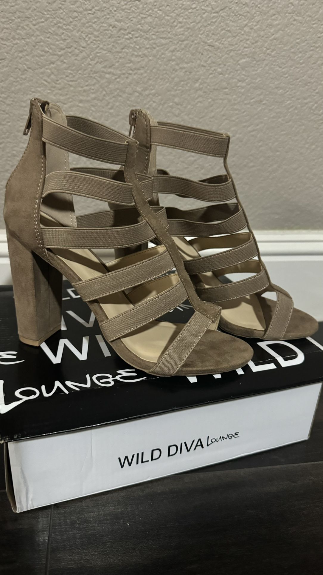 Brandnew Beautiful Wedges Size 6 Retail Value $84.99 + Tax