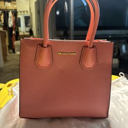 Michael Kors Leather Peach Mercer Bag 
