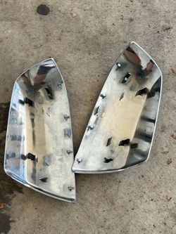 Tundra mirror panels