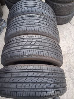 4 Semi New Tires 265/60r18 Michelin 🤑free Installation And Balance ‼️