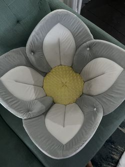 Baby Flower Bath