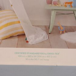 Pillowfort tassel hotsell trim bed canopy