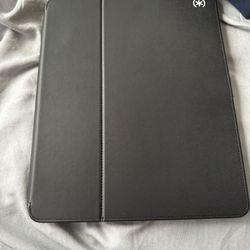 iPad Pro 13 Inch WiFi And Cellular 