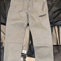 essential Sweats Uncuffed