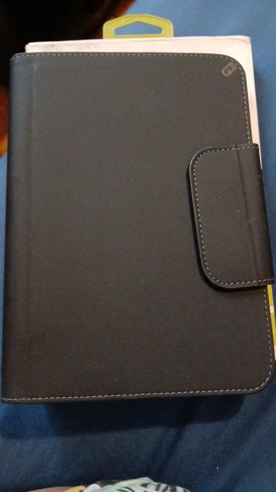 Universal Tablet Folio