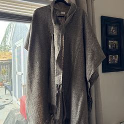 Wool Women’s Poncho