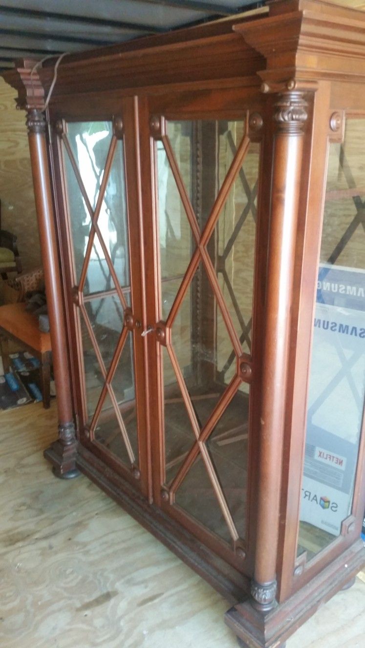 Display Cabinet