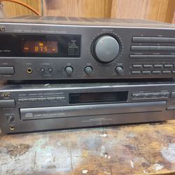 Vintage JVC digital synthesizer receiver and P•E•M DD converter 5 disc 