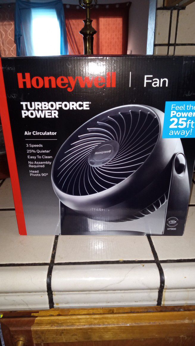 Brand New Honeywell Fan Still In The Box $20.00