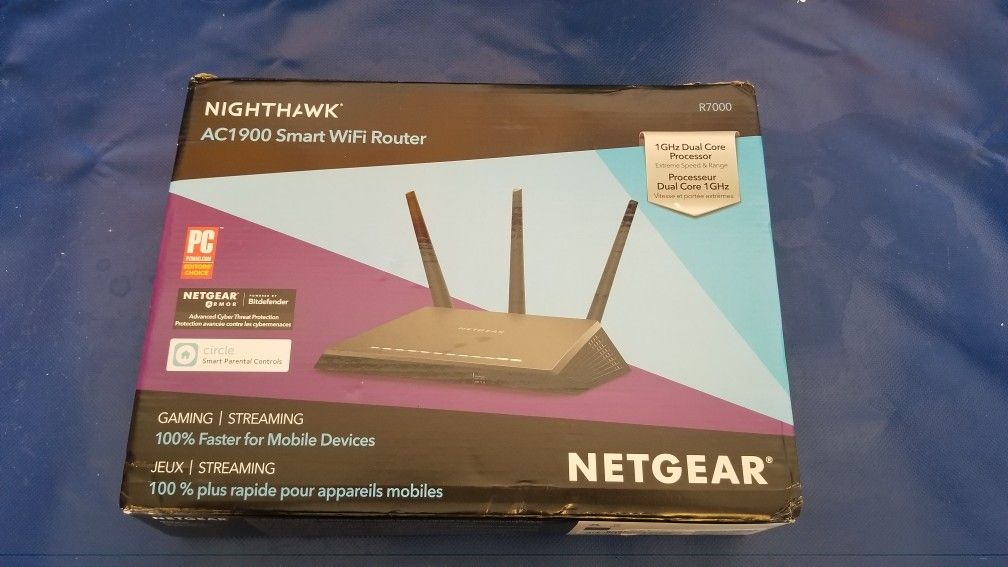 Nighthawk AC1900 smart WiFi router Netwear