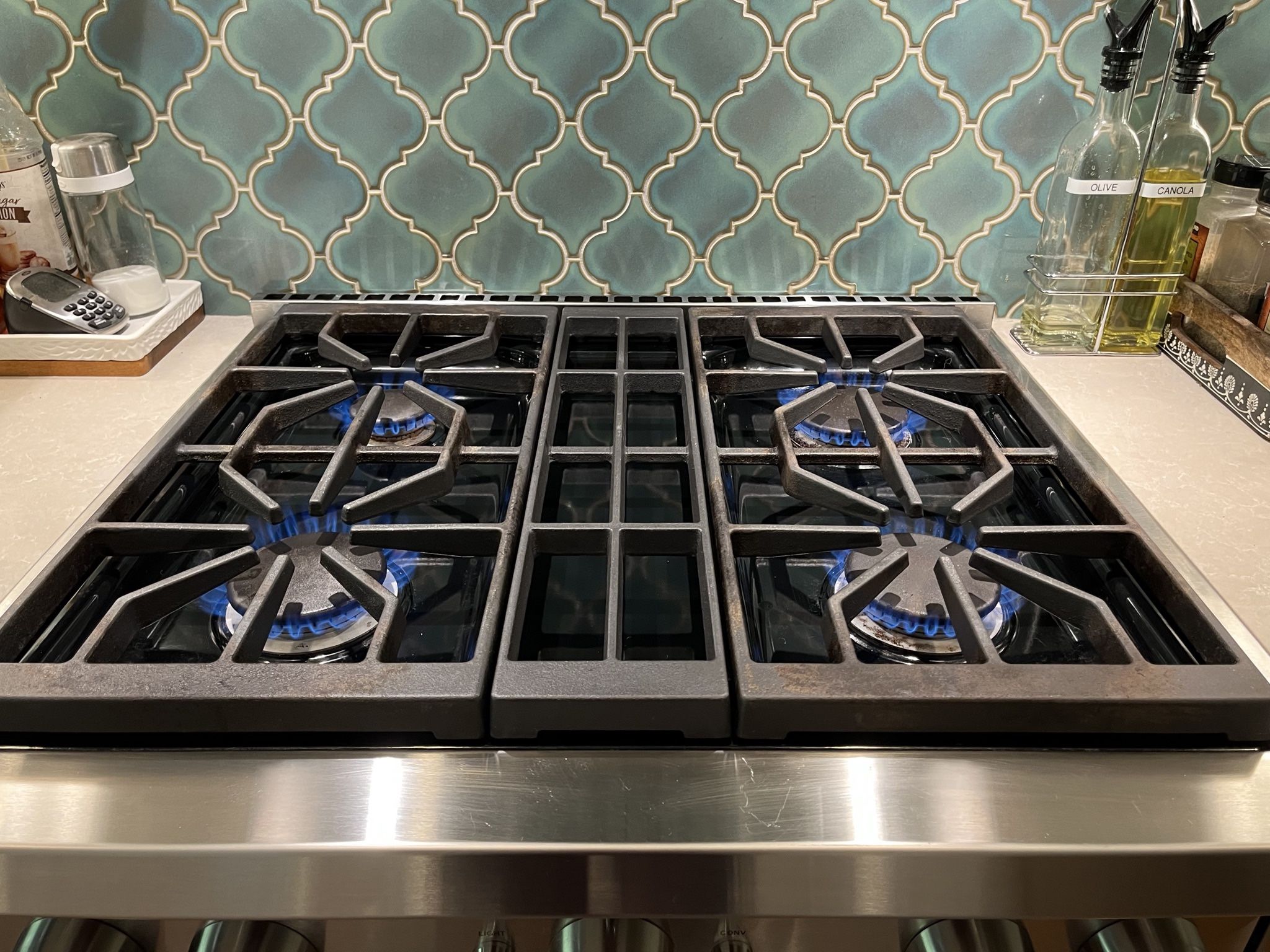 Wolf 30" Gas Range GR304 for Sale in Ridgefield, WA OfferUp