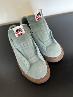 Nike X Supreme SB Blazer Men’s Size 4