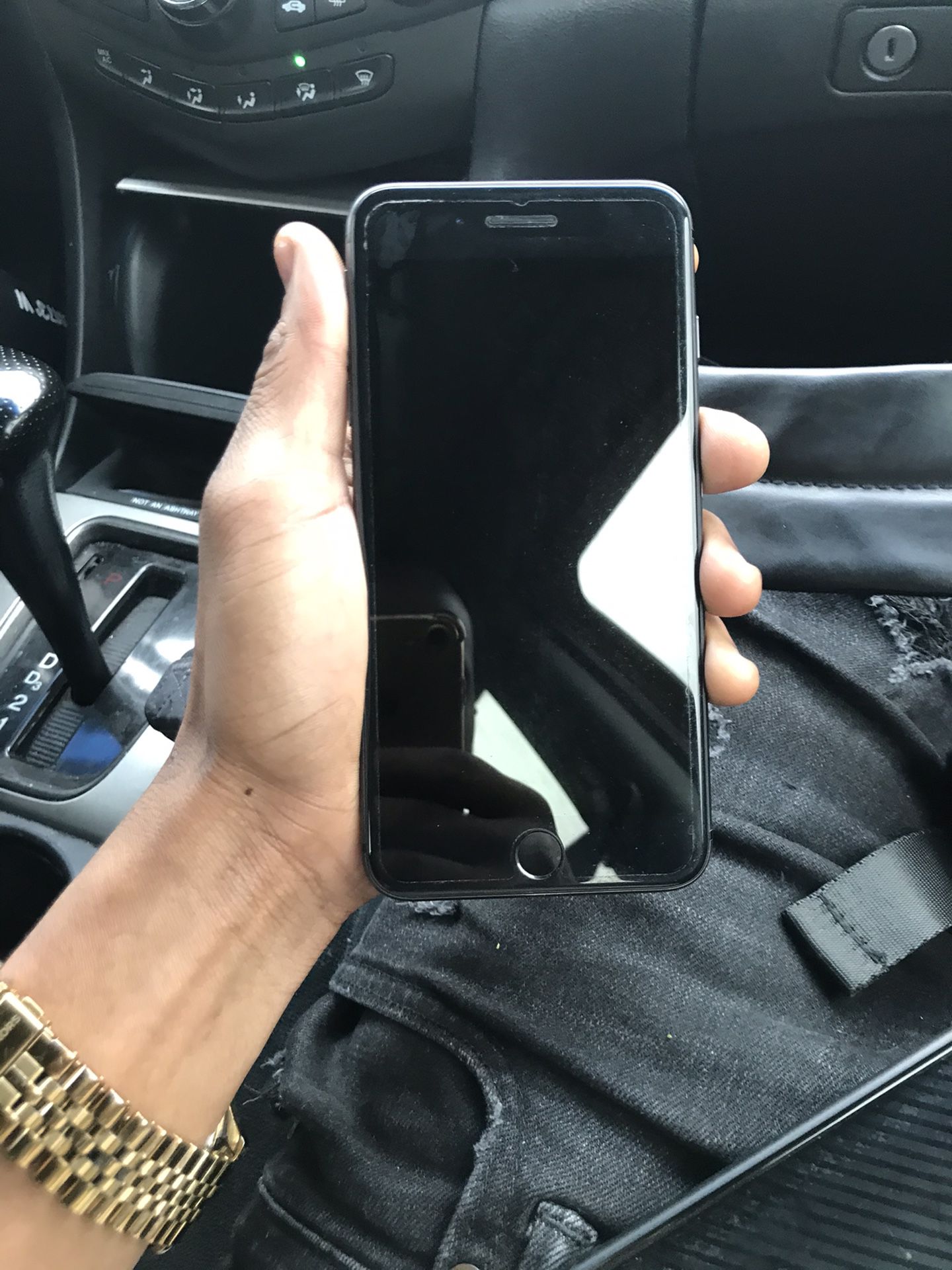 Brand new unlocked iPhone 8 Plus fresh no scratches !! Deliver or pickup