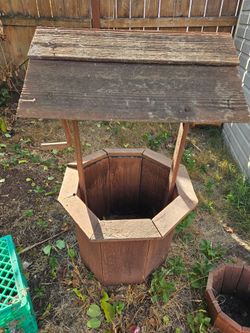 Wooden wishing well