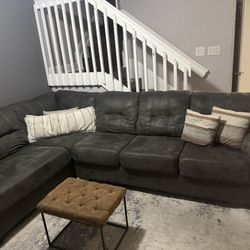 Modern Dark Gray Sectional Sofa with Chaise – Comfortable & Spacious