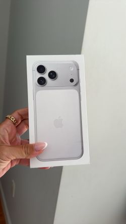 iPhone 17 pro max