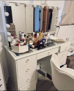 Vanity
