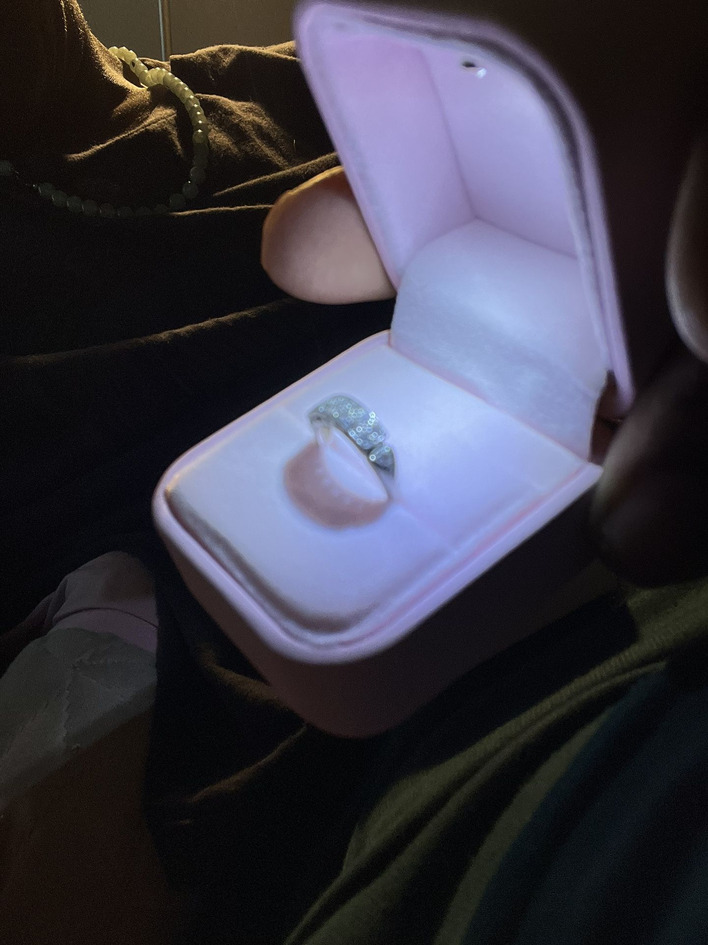 Platinum Ring W Diamonds READ DESCRIPTION