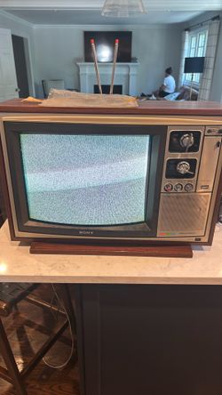 Retro gaming HOLY GRAIL tv. Sony Trinitron KV-1751