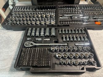 Large Mechanics Socket and Bit Set